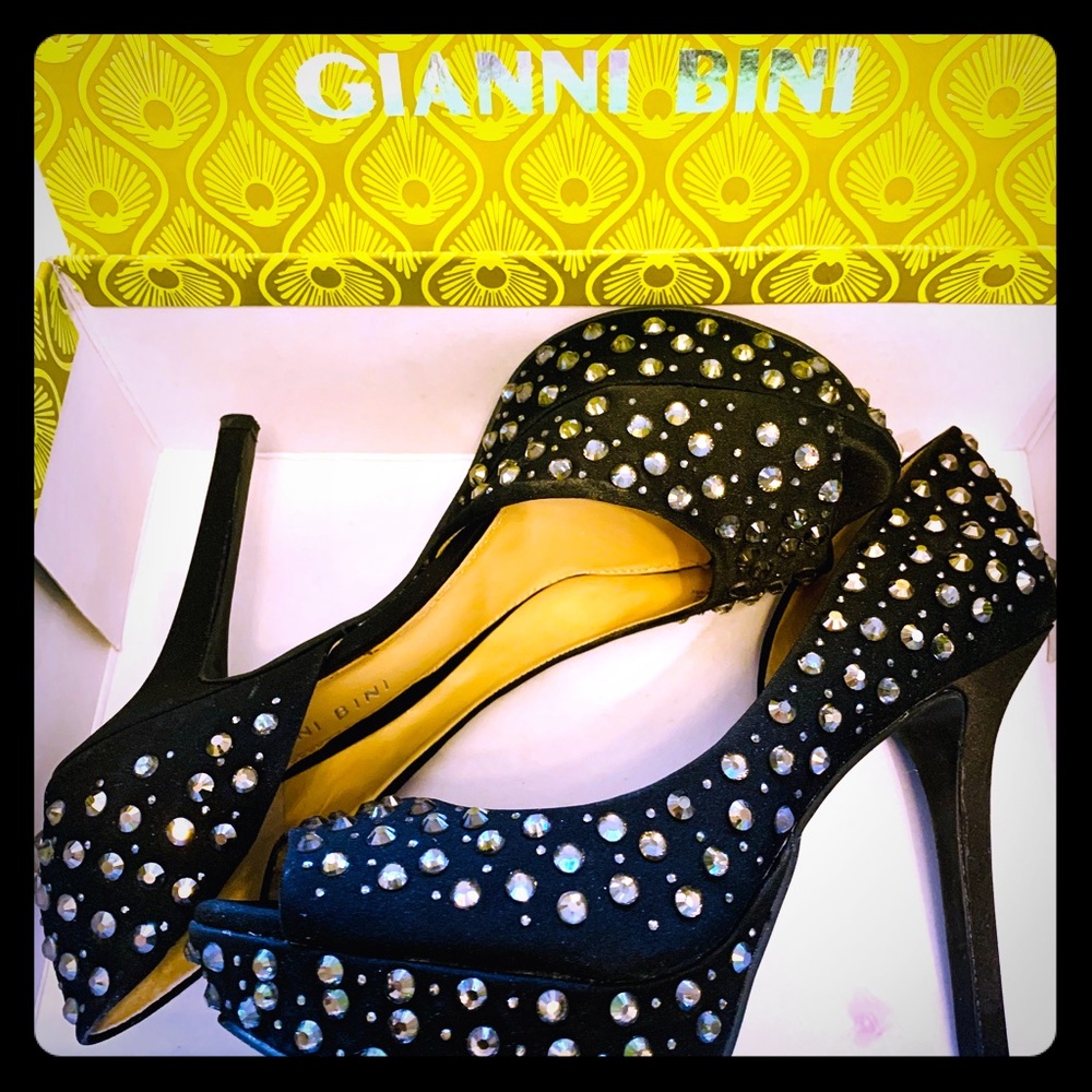 Gianni Bini Black Crystal Shoes